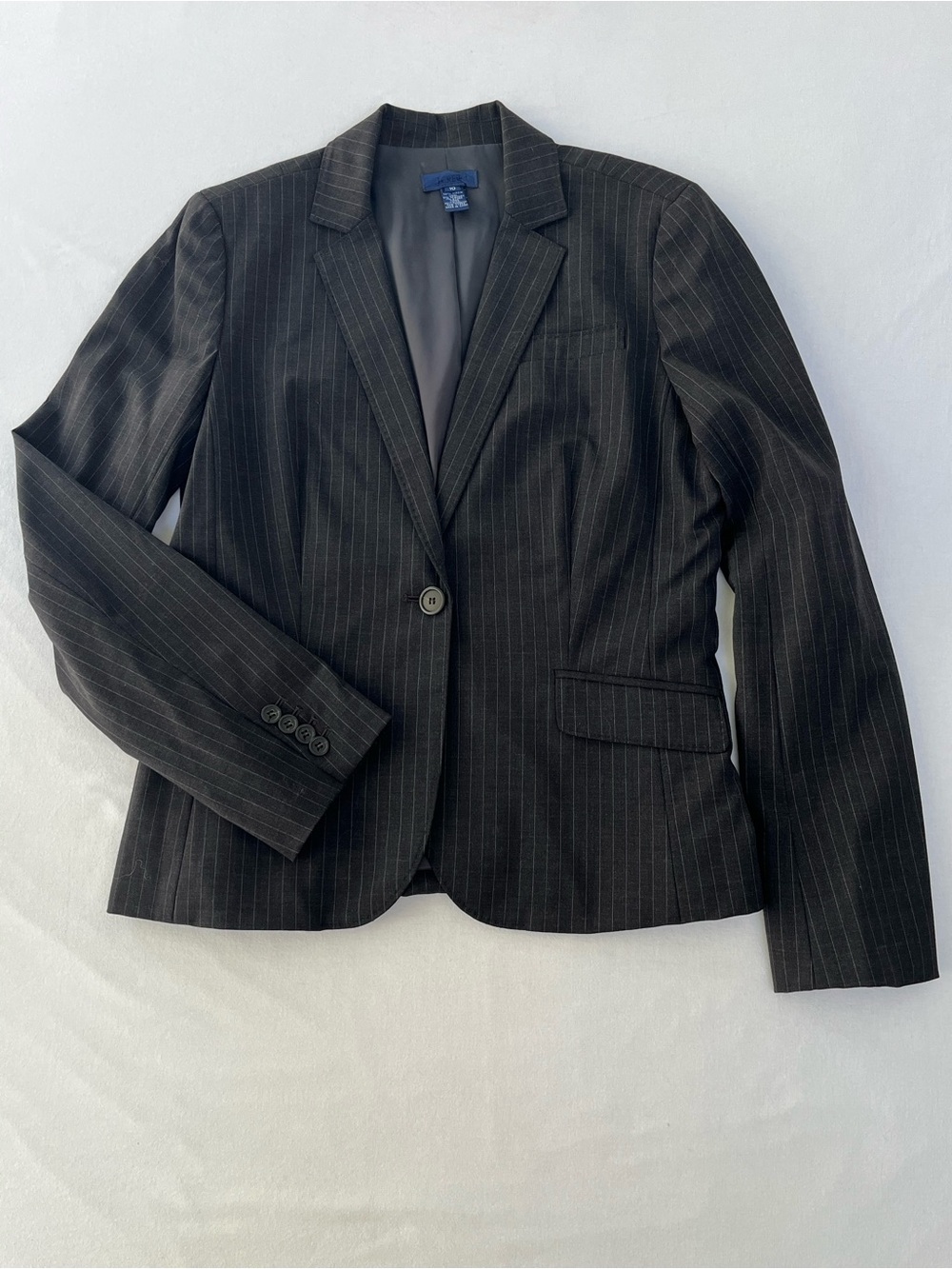 J.Crew Woman’s Dark Grey Pinstripes Wool Blazer Size 10 Details Stitching Classy